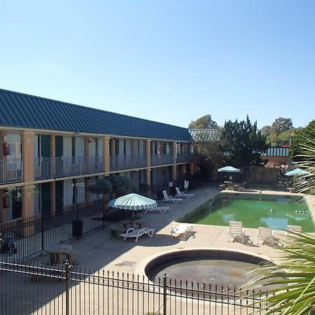 Bossier Inn And Suites Bossier Stadt Exterior foto